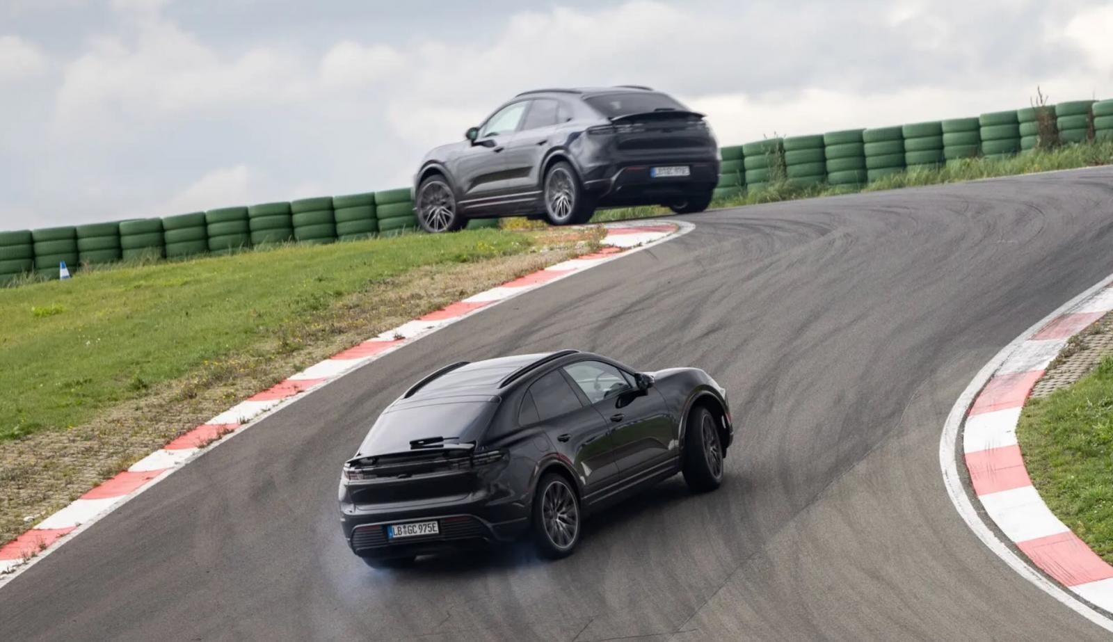 Nuova Porsche Macan elettrica Lipsia