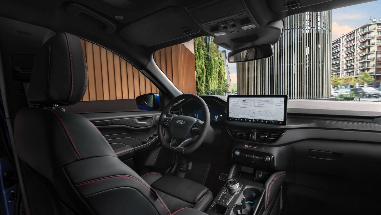 Nuova Ford Kuga Active ST-LINE, interni