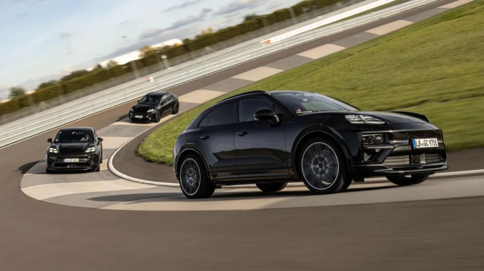 Porsche Macan EV