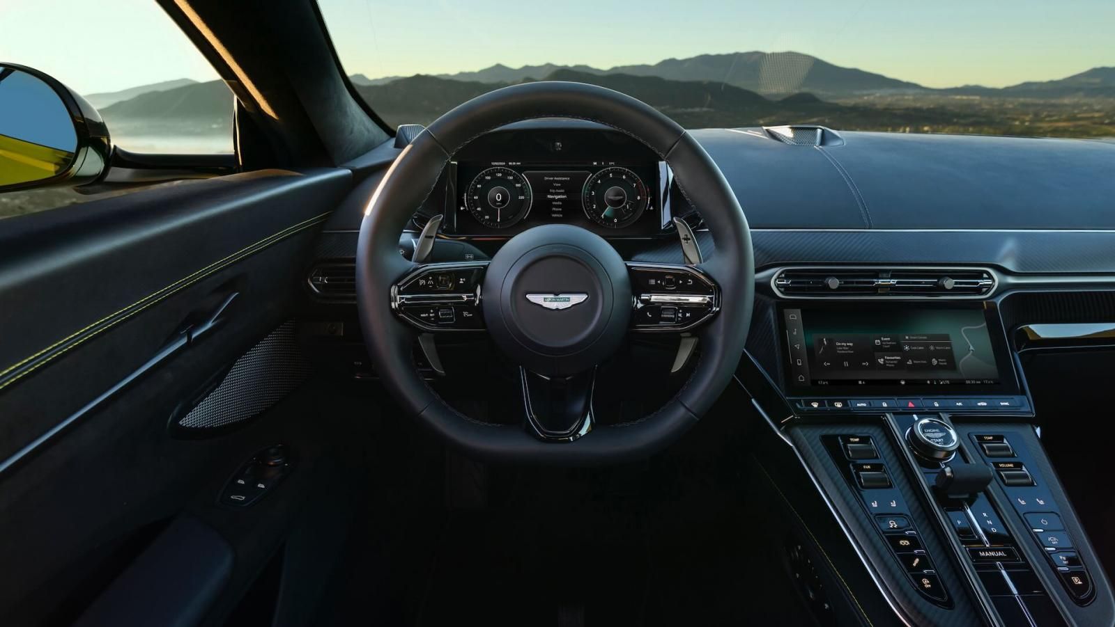Aston Martin Vantage 2024 plancia