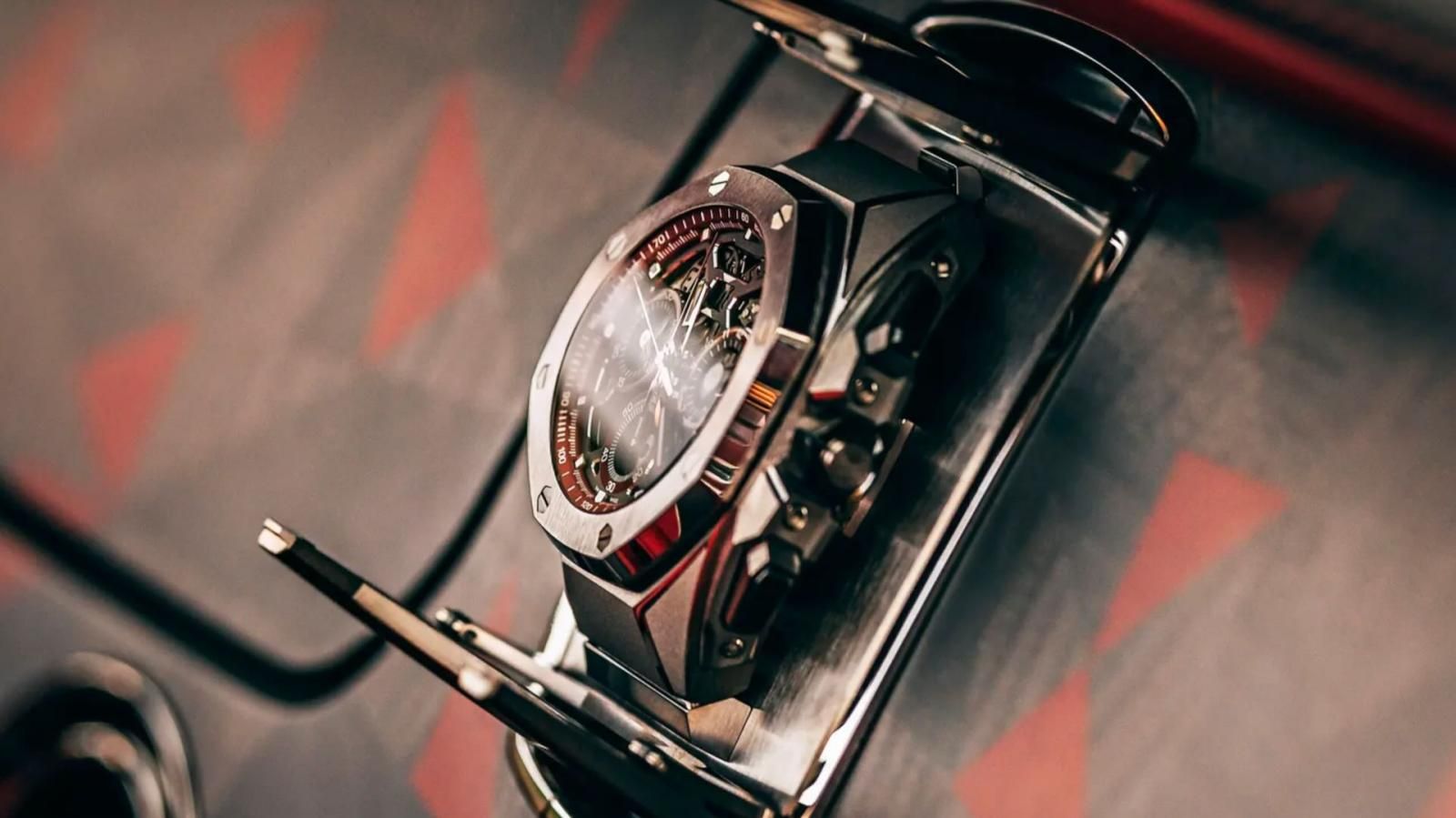 Audemars Piguet Royal Oak Concept Split-Seconds Chronograph GMT  per Rolls-Royce La Rose Noire Droptail