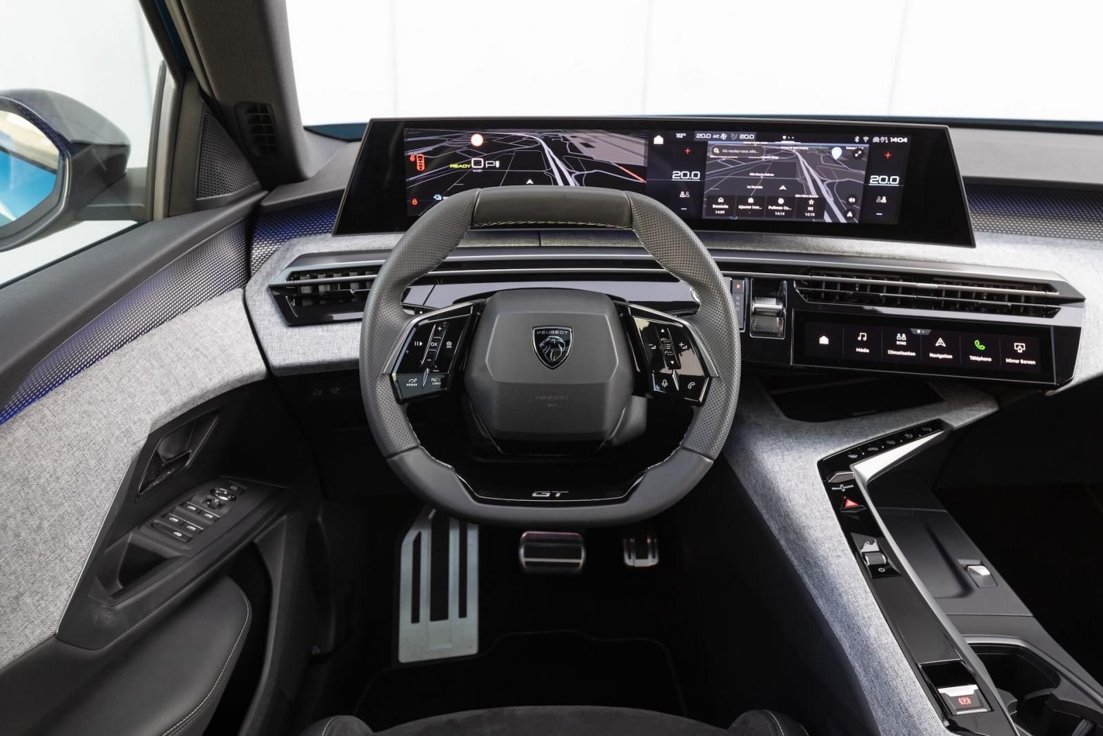 Peugeot e-3008 plancia