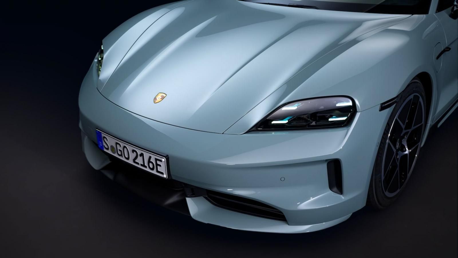 Nuova Porsche Taycan 2024