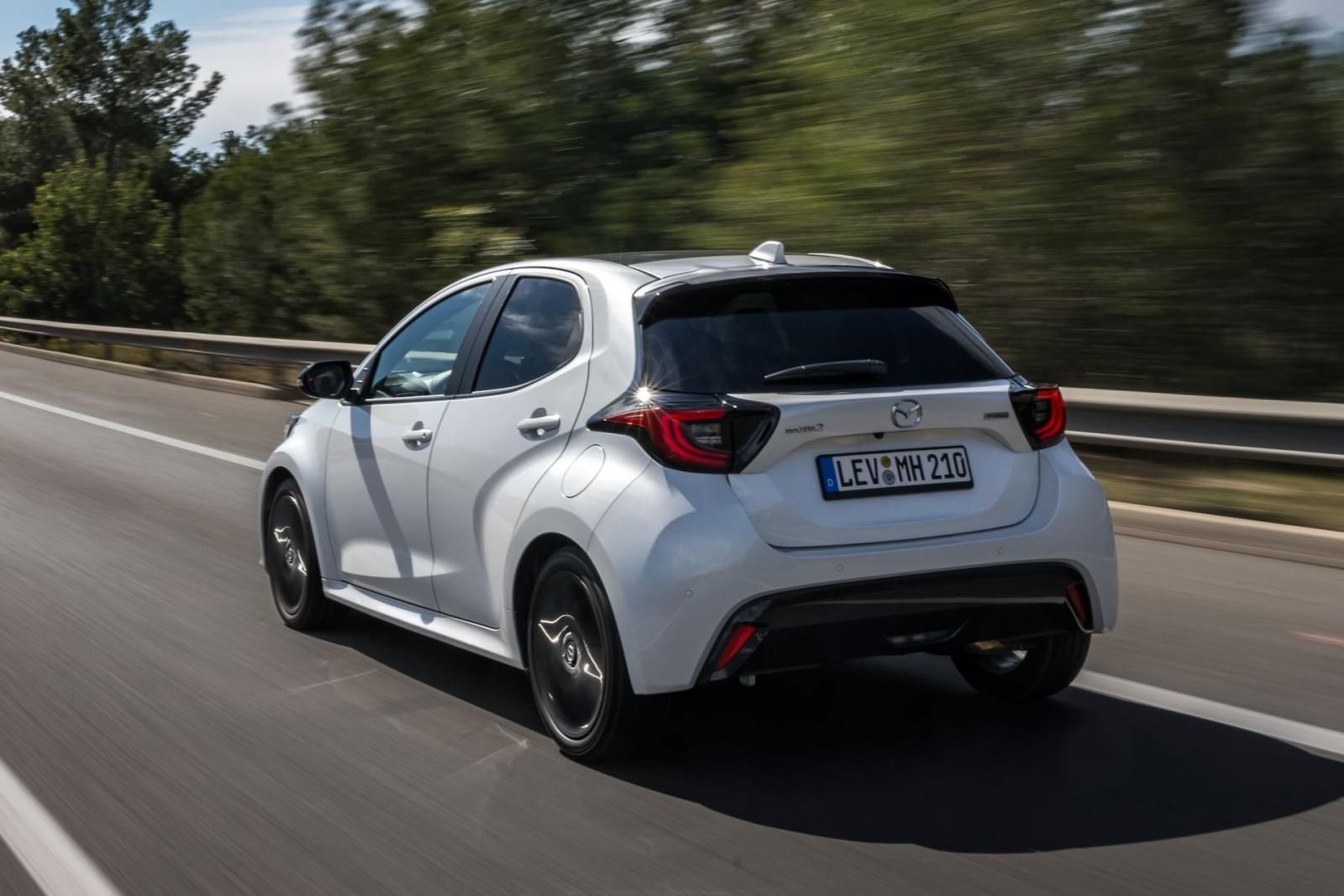 Mazda2 Hybrid 2024