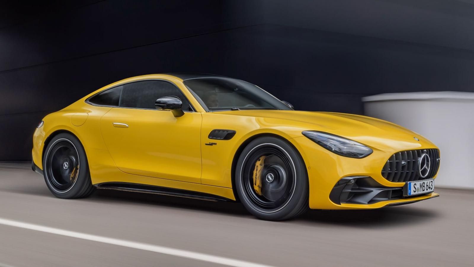 Nuova Mercedes AMG-GT 43-Coupé