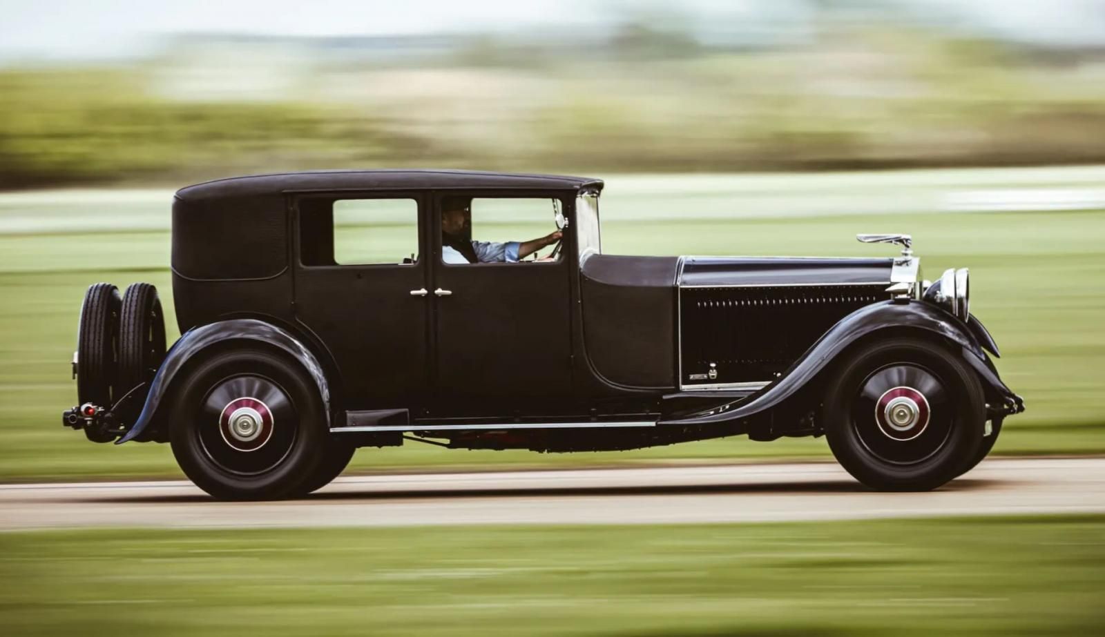 Rolls-Royce Phantom II elettrificata del 1929 di Jason Momoa