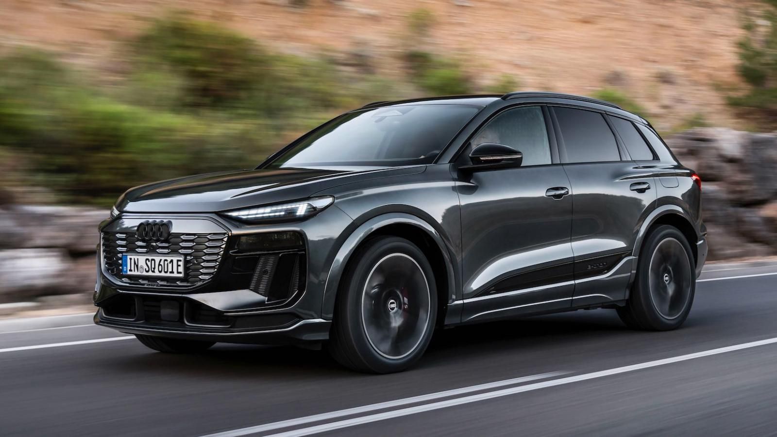 Nuova Audi Q6 e-tron 2024