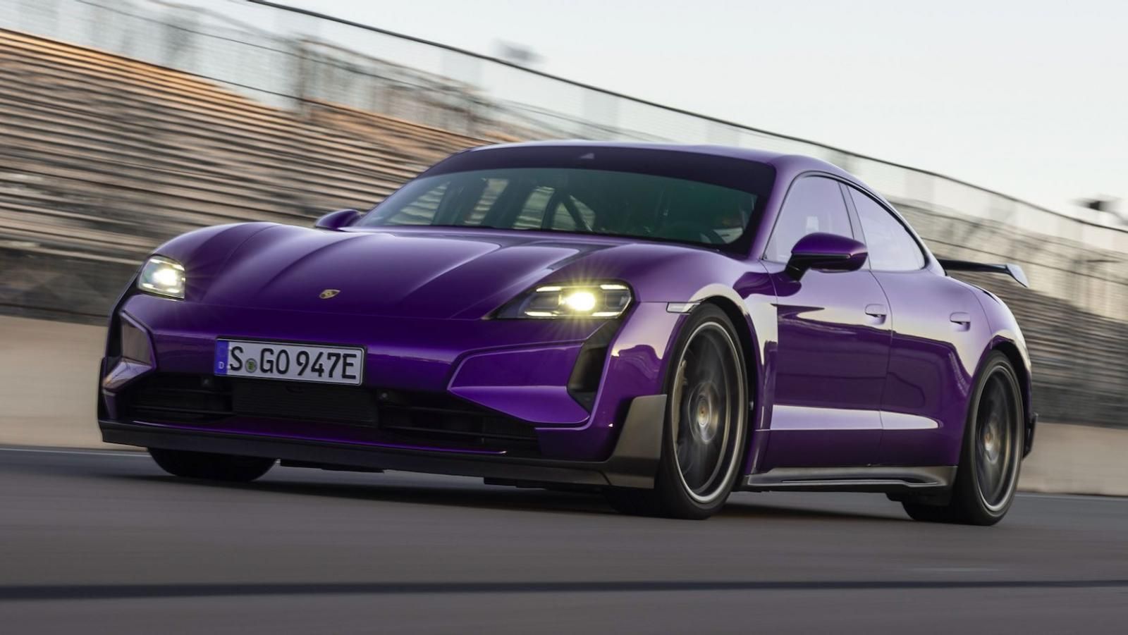 Nuova Porsche Taycan Turbo GT