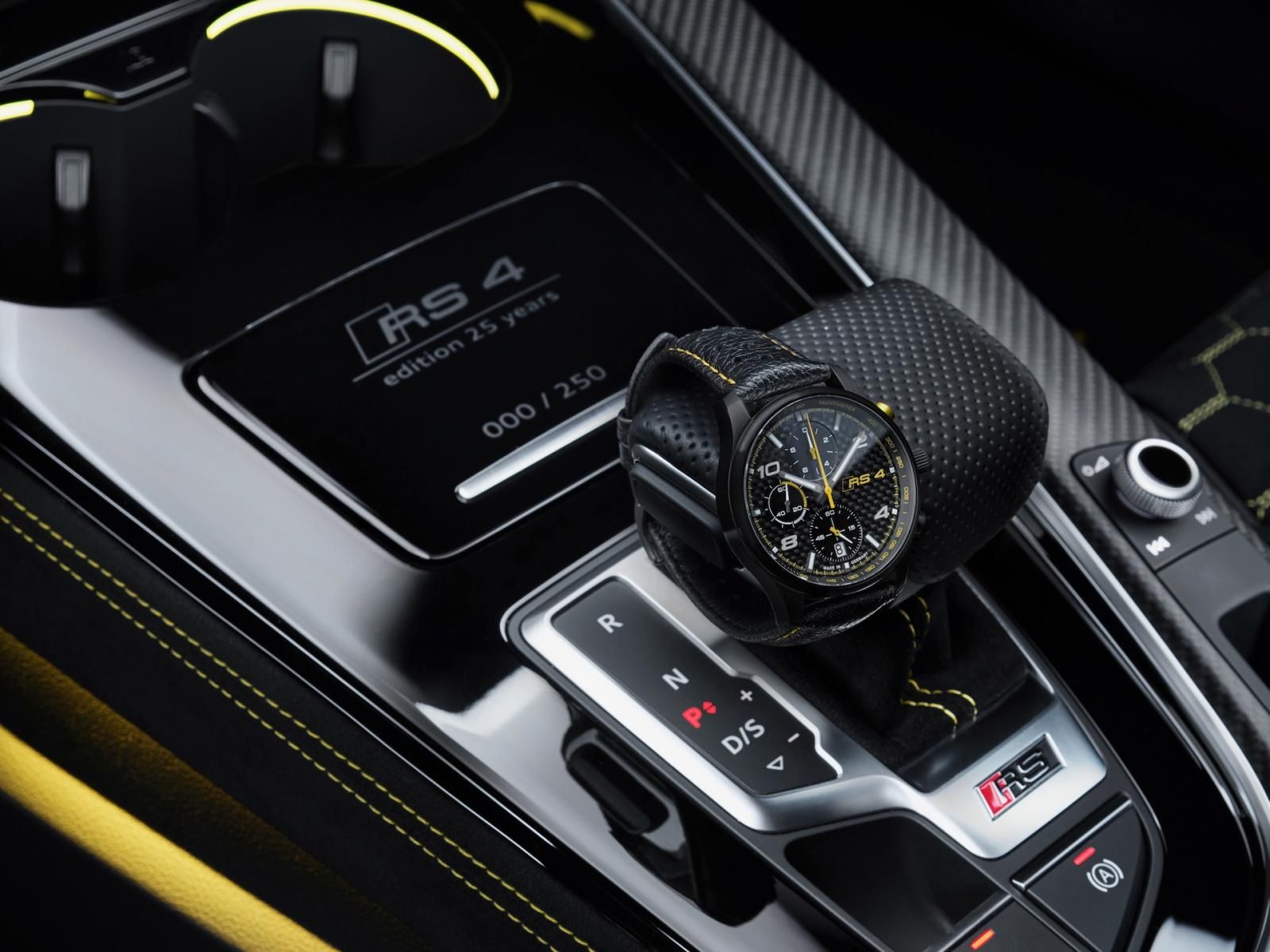 cronografo Audi RS4 Avant Edition 25 Years Imola Yellow