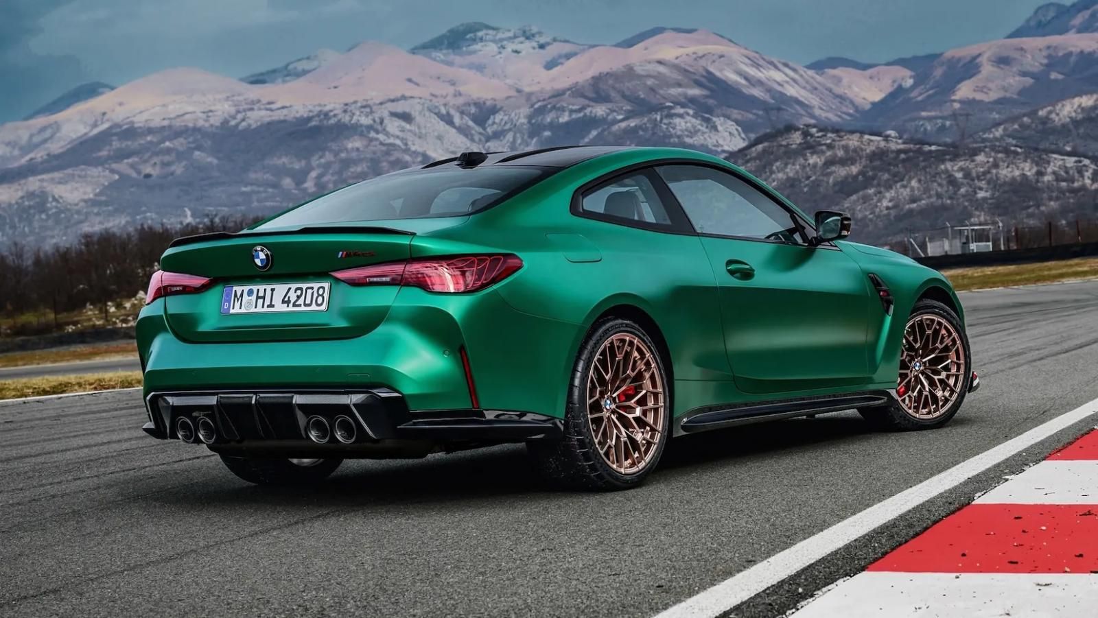 Nuova BMW M4 CS