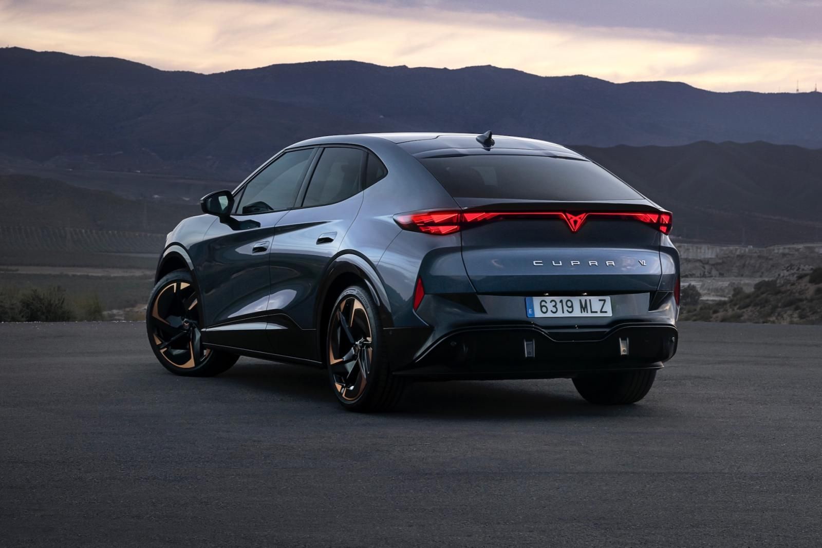 Cupra Tavascan VZ Adrenaline