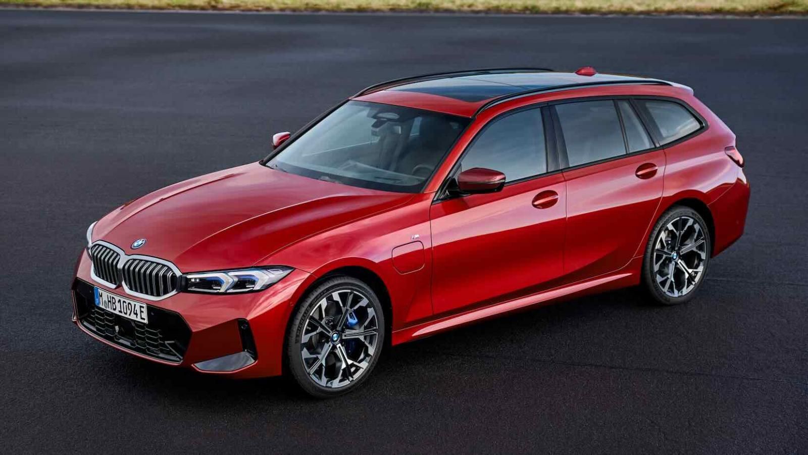 Nuova BMW Serie 3 Touring 2024