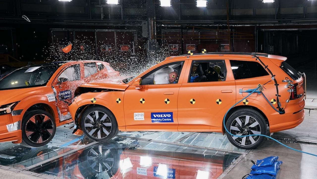 Crash test Volvo EX30 e EX90