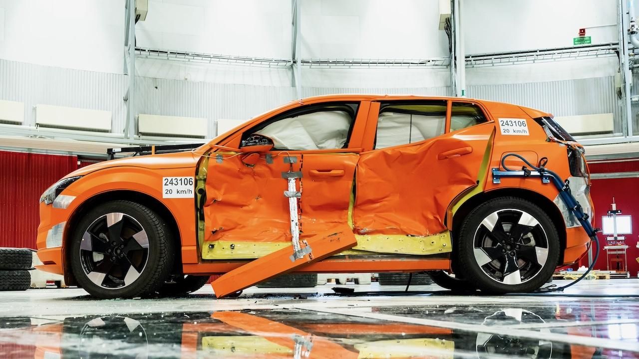 Crash test Volvo EX30 e EX90