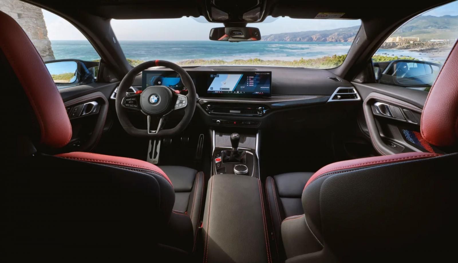 plancia BMW M2 2025
