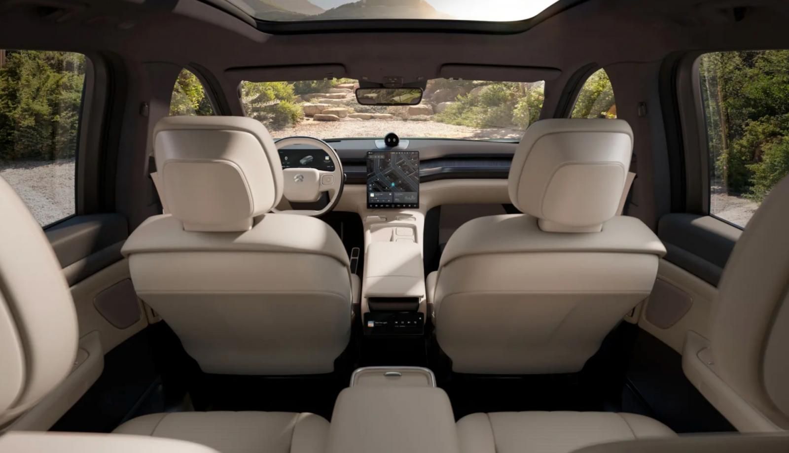 Interno Nio EL8