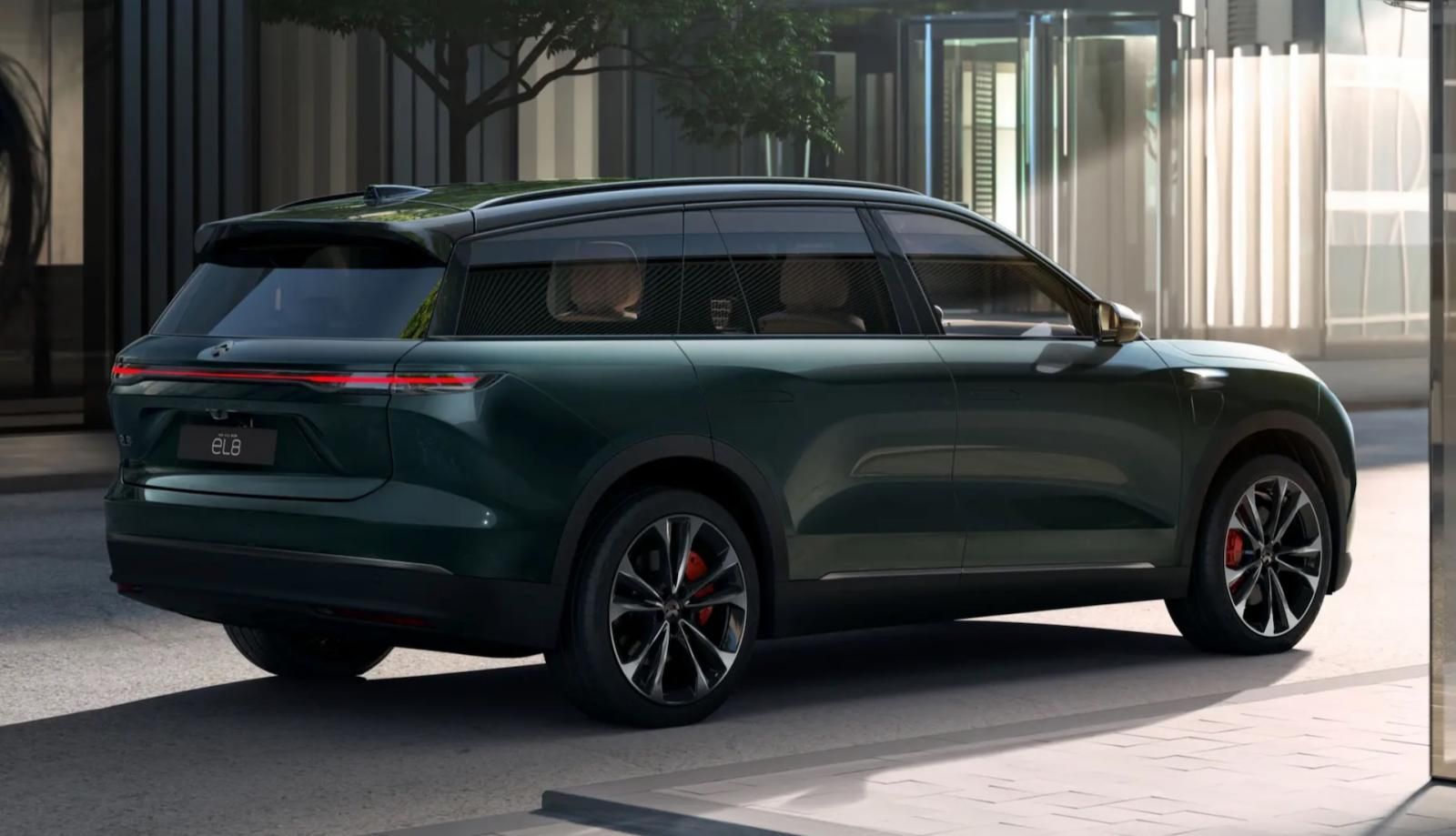Nio EL8