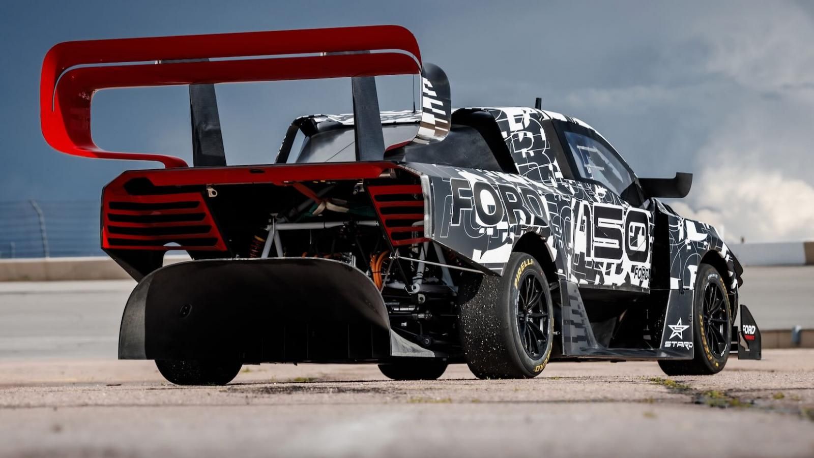 L'F-150 Lightning con cui Ford Ford parteciperà alla Pikes Peak
