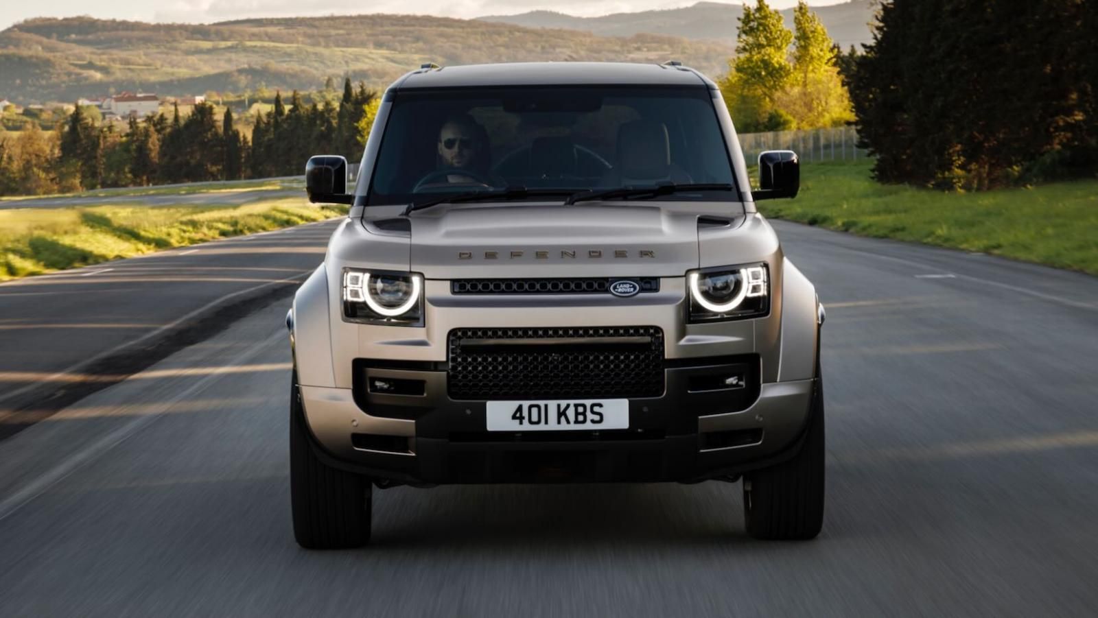 La nuova Land Rover Defender OCTA