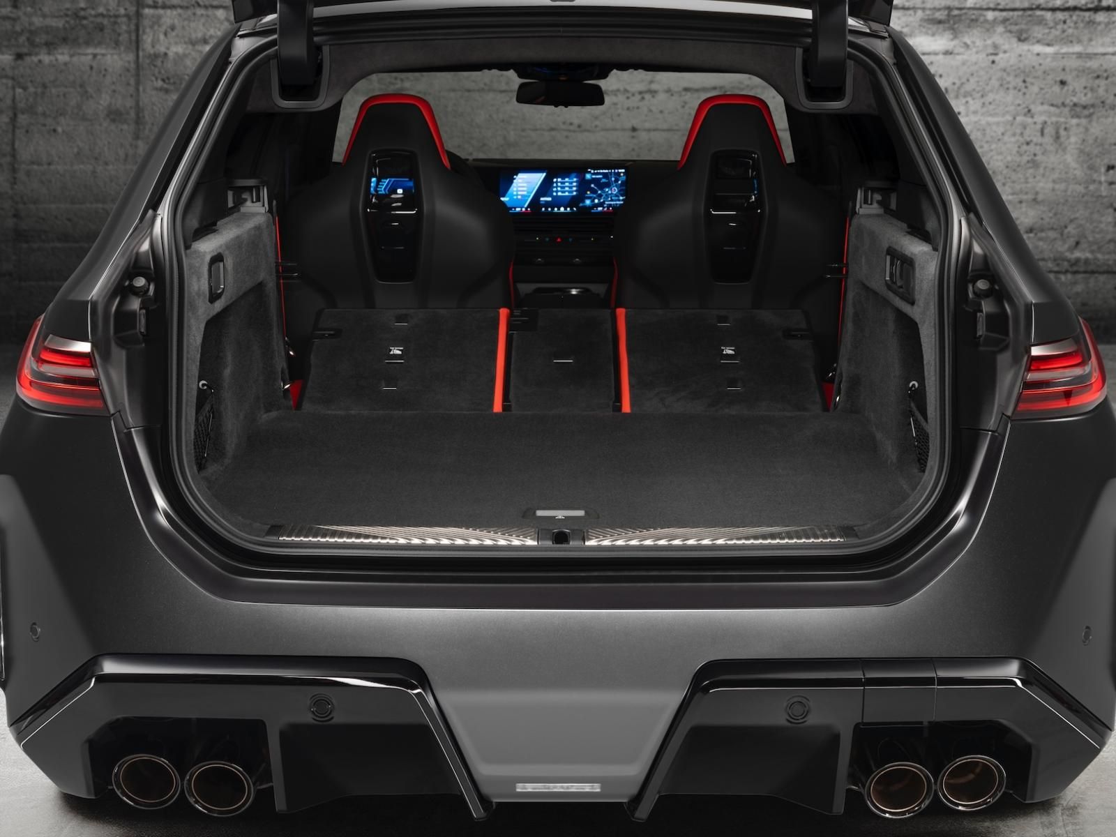 bagagliaio BMW M5 Touring PHEV 2025