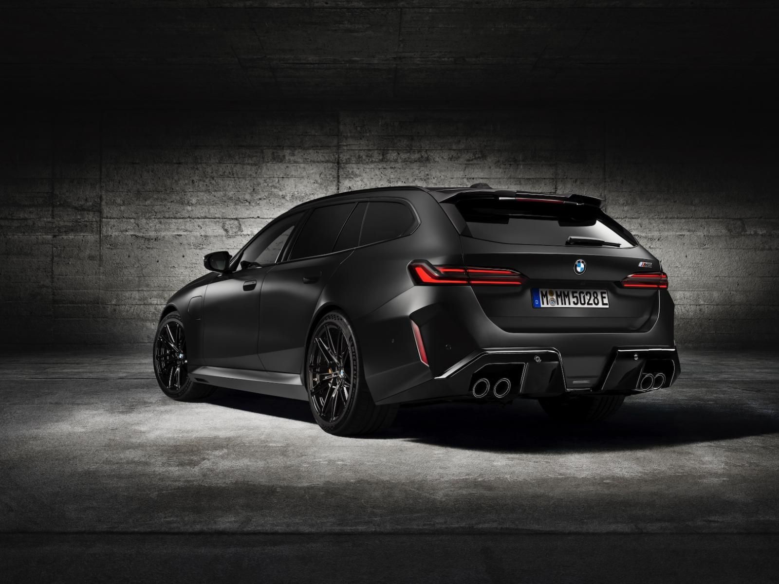BMW M5 Touring PHEV 2025