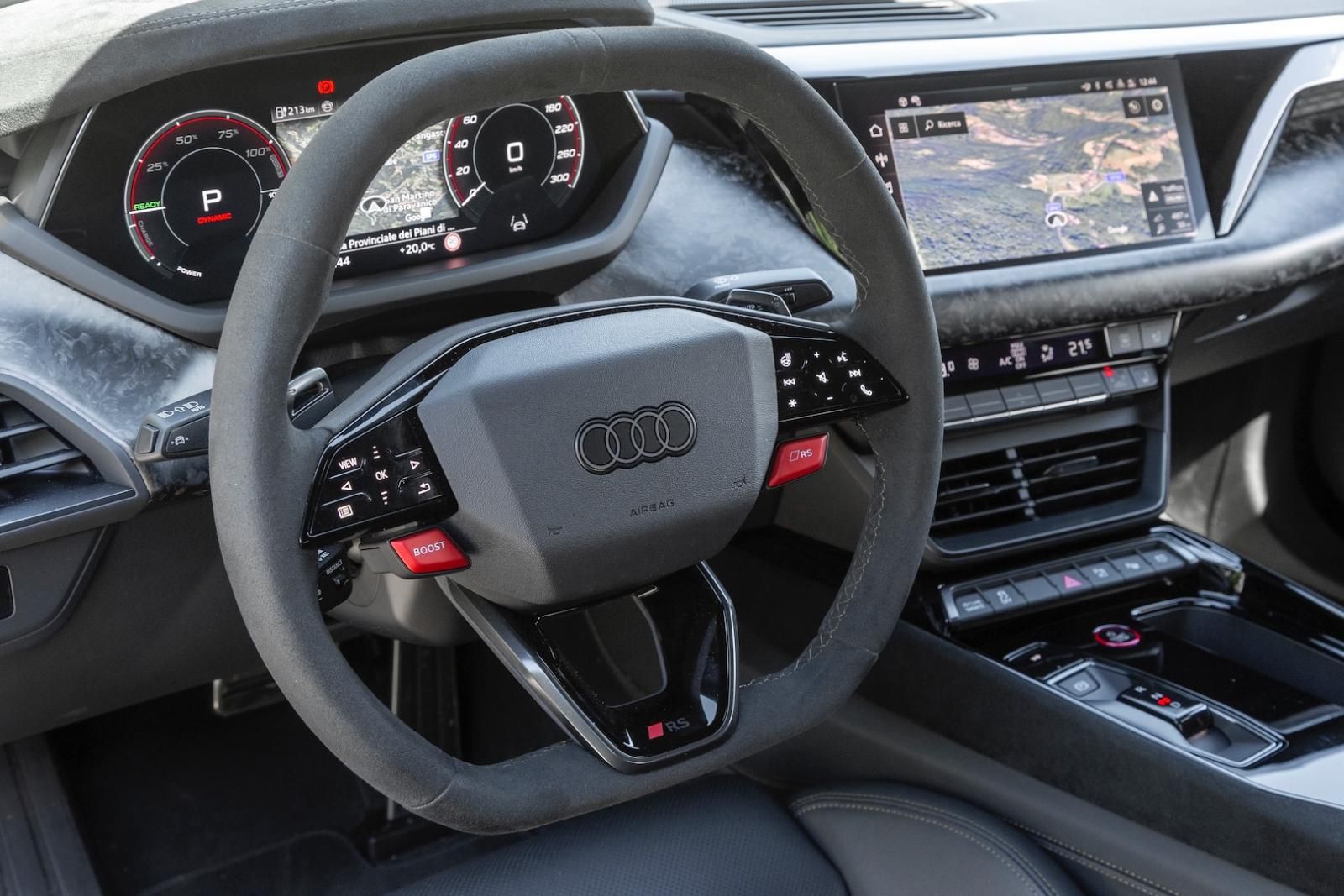 interno Audi RS e.tron GT performance
