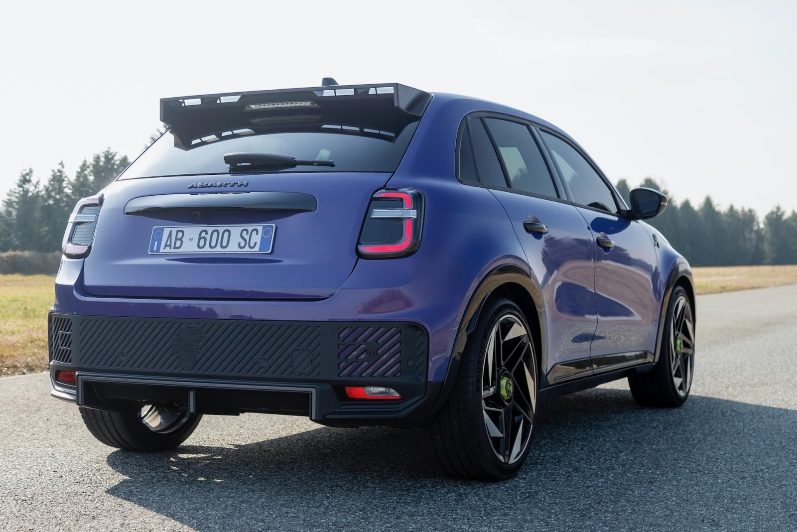 Abarth 600e Scorpionissima