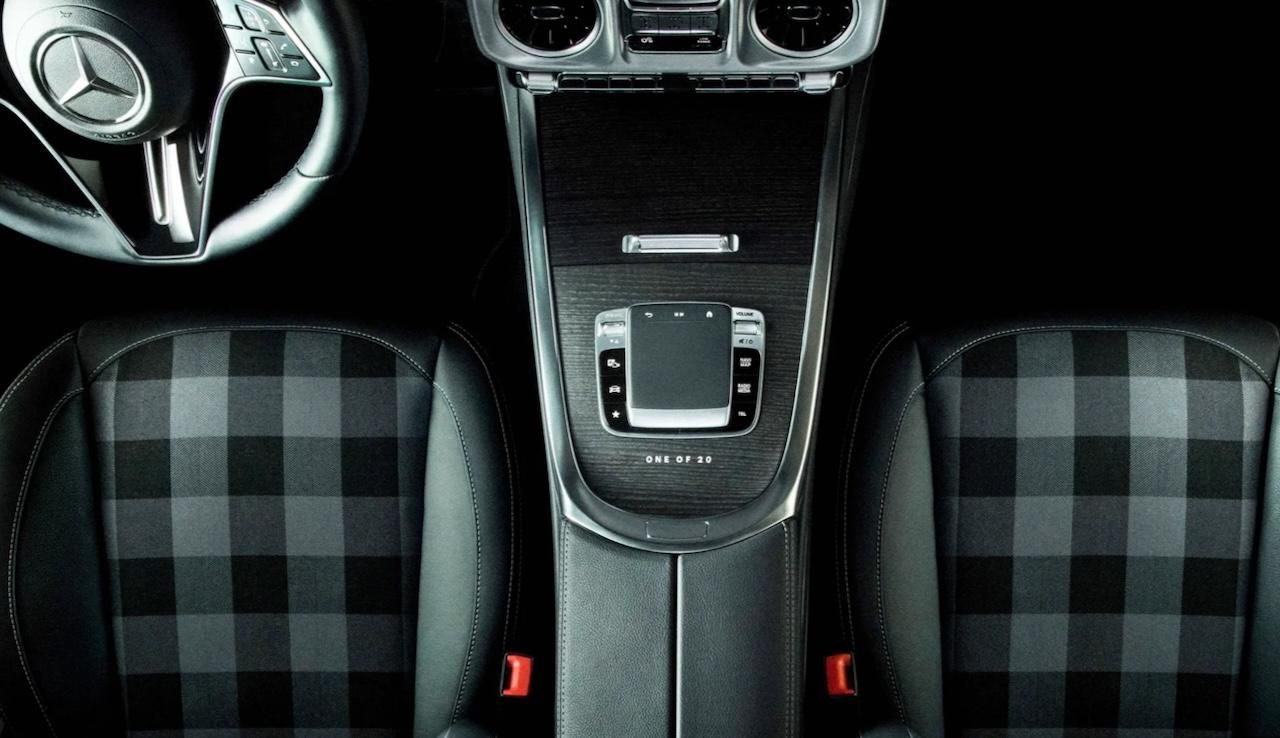 mobiletto centrale Project G-Class Past II Future