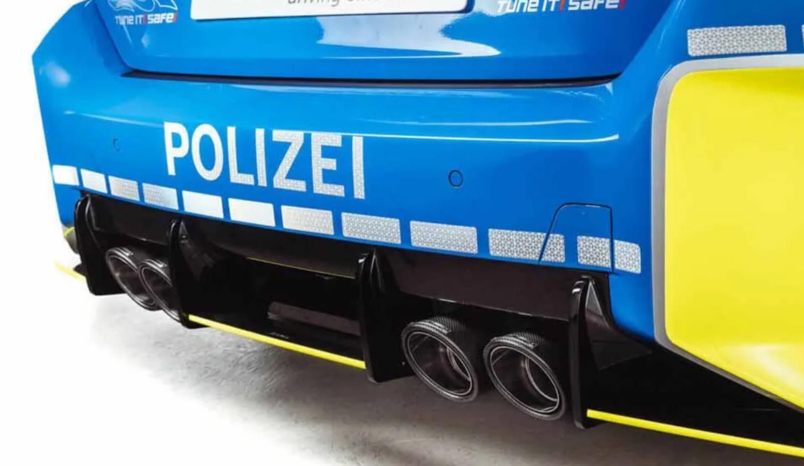 BMW M2 AC-Schnitzer Polizei Campagna Tune it safe