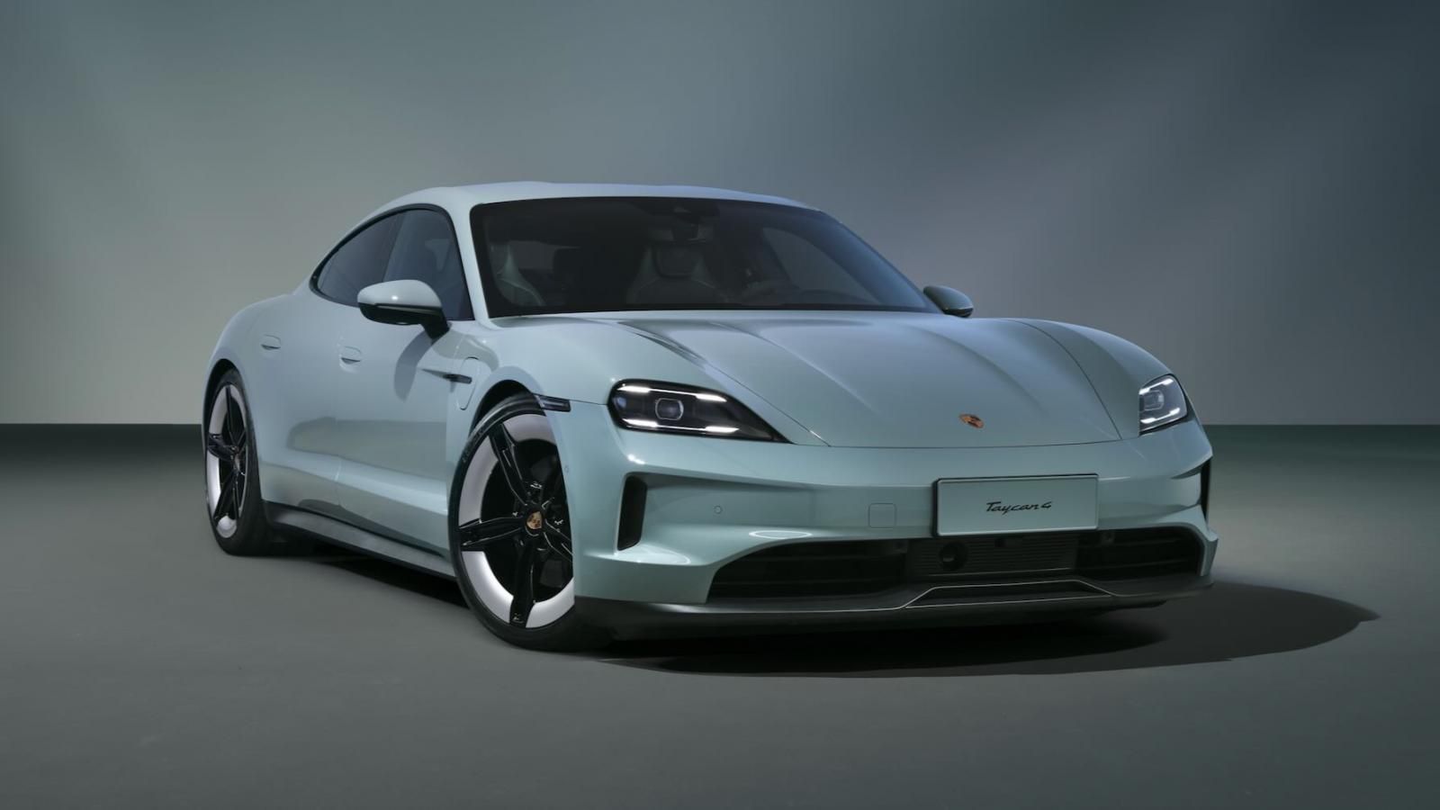 Nuova Porsche Taycan 4