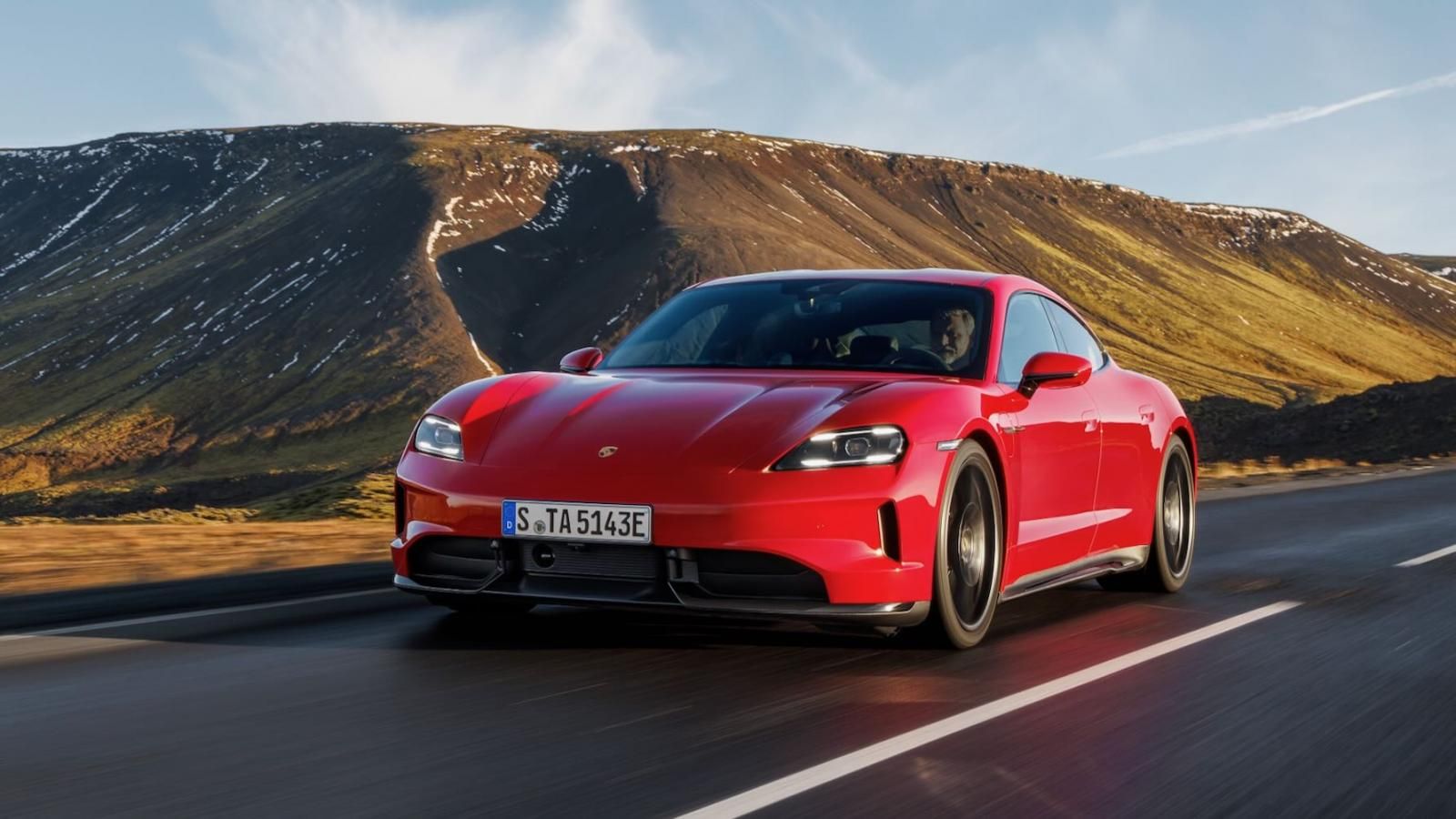 Nuova Porsche Taycan GTS
