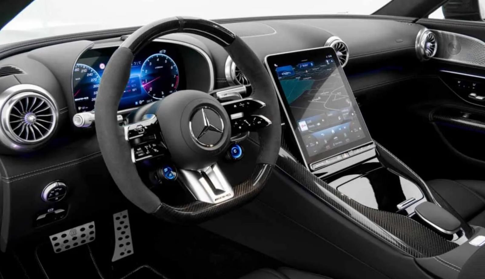 posto guida BRABUS 750 Mercedes-AMG GT 63