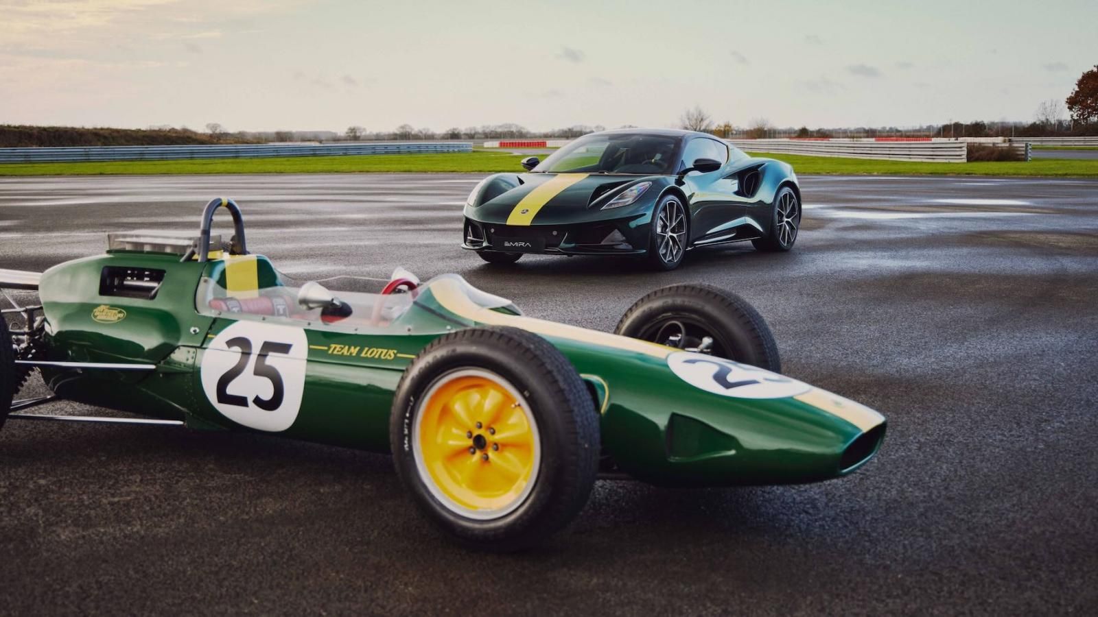 Lotus Emira edizione speciale Formula 1 Type 25