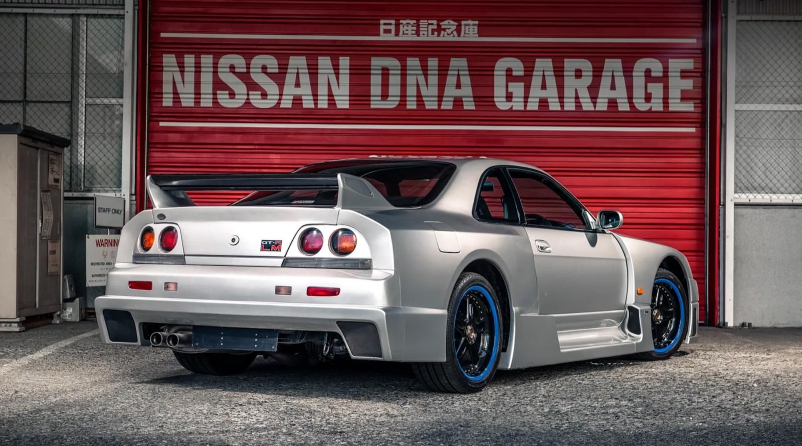 Nissan Skyline R33 LM
