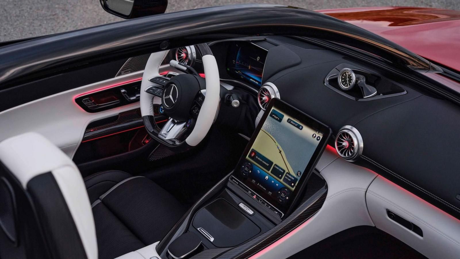 Mercedes-AMG PureSpeed, gli interni