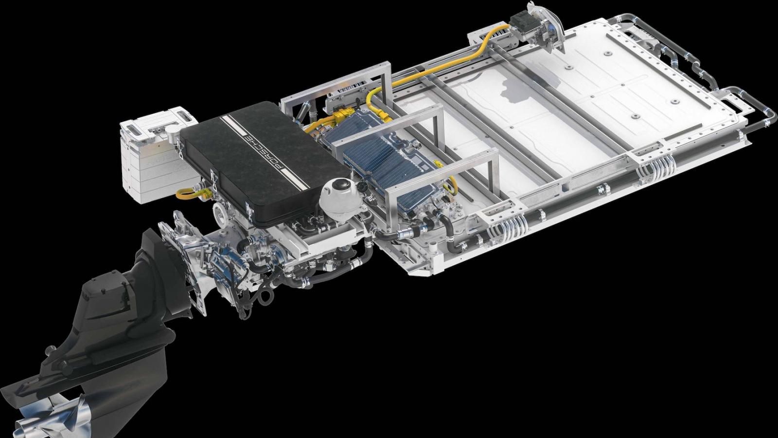 Il nuovo motoscafo elettrico Porsche 850 Fantom