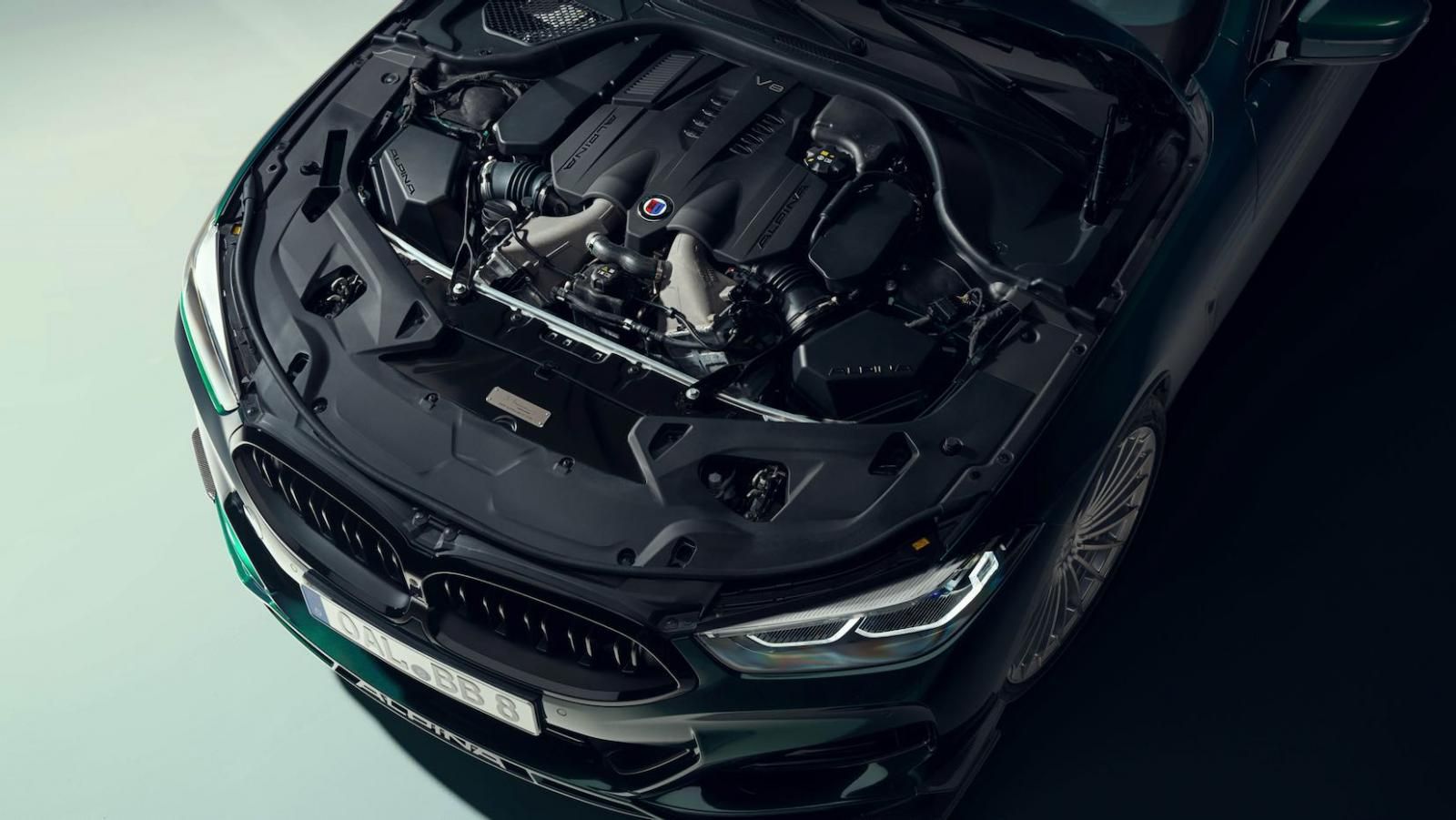 Alpina B8 GT, il motore