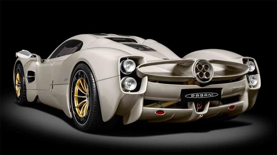 Pagani Utopia in scala 1:8