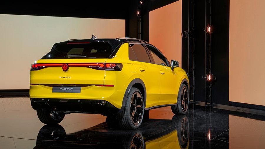 Nuova Volkswagen T-Roc 2025