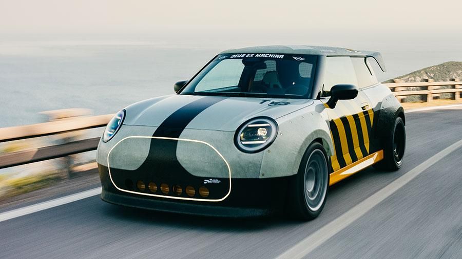 MINI - Deus EX Machina