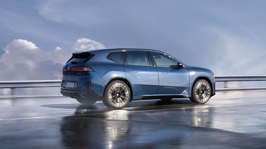 Nuova BMW iX3
