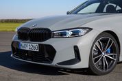 BMW-Serie-3-restyling-MY2023 - 4.jpg