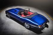 Jaguar-E-Type-Queen-Platinum-Jubilee-Pageant-1.jpg