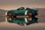 Aston-Martin-V12-Vantage-Roadster-6.jpg