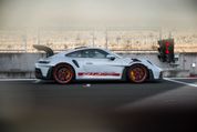 Porsche-911GT3-RS-992-2023-1.jpg