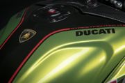 Ducati-Streetfighter-V4-Lamborghini-2.jpg