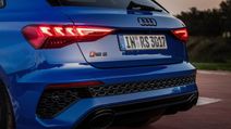 Audi-RS3-Sportback_07.jpeg
