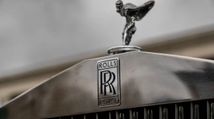 Rolls-Royce-Silver-Shadow-Michael-Caine-1st-car-15.jpg
