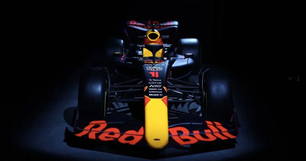 Team-Red-Bull-Formula-1-2023-RB19-2.jpg