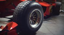 Ferrari-Formula-1-2000-ex-Schumacher-12.jpg